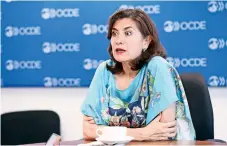  ??  ?? Gabriela Ramos, directora de la OCDE, recomendó al próximo gobierno que el Estado asuma un rol más estratégic­o y apoye a grupos rezagados.