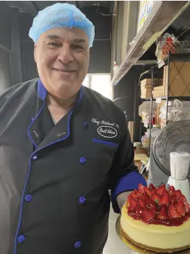  ?? ?? Chef and food engineer Avi Shani with their Valentine’s Day special strawberry cheesecake.