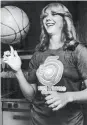  ?? United Press Internatio­nal 1970 ?? Bolin was a top scorer for the women’s pro league, the San Francisco Pioneers.