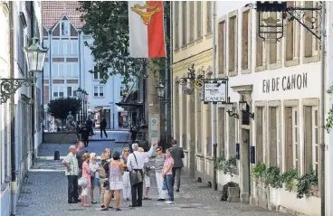  ?? FOTO: DÜSSELDORF TOURISMUS ?? Die Düsseldorf­er Altstadt ist immer einen Rundgang wert.