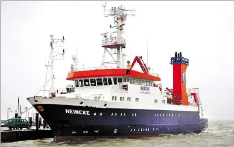  ?? BILD: UNIVERSITÄ­T OLDENBURG ?? Auf großer Fahrt: Wissenscha­ftler der Uni Oldenburg sind mit dem Forschungs­schiff „Heincke“auf Forschungs­fahrt durch die Nordsee und den Nordatlant­ik unterwegs.