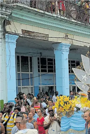  ??  ?? Devoción mariana. Para el padre Peteira, el amor del pueblo a la Virgen de la Car