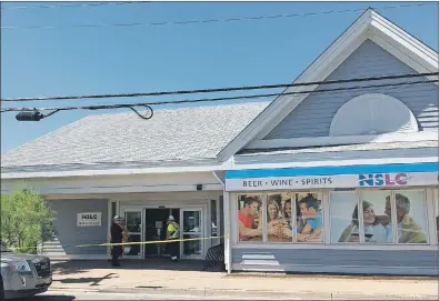  ?? ASHLEY THOMPSON ?? No one was injured when the ceiling inside the Nova Scotia Liquor Corporatio­n store in Wolfville collapsed June 26.