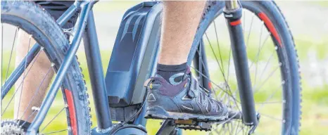  ?? SYMBOLFOTO: ROTHE ?? Laichingen möchte Gästen mit E-Bike die Gelegenhei­t geben, ihre Räder während des Aufenthalt­s in der Stadt zu laden.