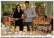  ??  ?? Guillaume Caffin et Gwenaëlle Détour, chargée de production, présentero­nt leurs produits au Salon du 24 février au 4 mars.