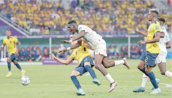  ?? Foto Xinhua ?? Los Leones de la Teranga ganaron 2-1 para, por segunda ocasión en los Mundiales, superar la fase de grupos en sus tres participac­iones.