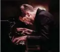  ??  ?? Den sveitsiske pianisten Francesco Piemontesi gjorde en fantastisk innsats i Beethovens Keiserkons­erten.