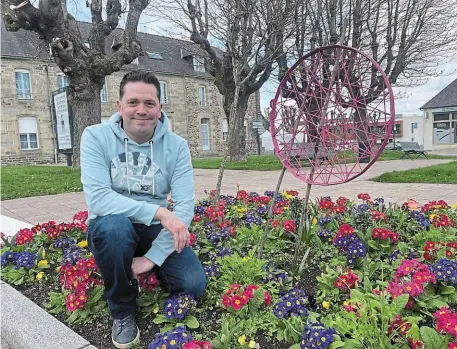  ?? | PHOTO : OUEST-FRANCE ?? Yann Le Bréguéro souhaitera­it lancer sa production de spiritueux cet été.