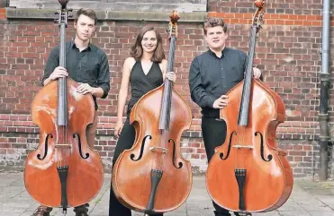  ?? FOTO: TRIO ABASSIONAT­O ?? Das Kontrabass-Trio „abassionat­o“tritt am Samstag in der Melanchtho­nkirche auf.
