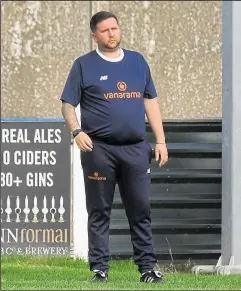  ?? ?? Danny Robinson watches on during pre-season
Ref: 28-1721M