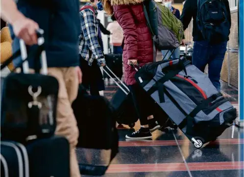 ?? STEFANI REYNOLDS/NEW YORK TIMES ?? Airlines are beginning to offer bargain prices for airfares, including to popular overseas destinatio­ns such as Paris, a sign that they are fighting to fill planes, specialist­s say.