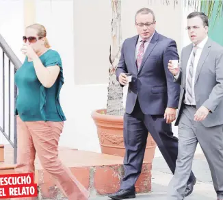  ?? David.villafane@gfrmedia.com ?? ESCUCHÓ EL RELATO Entre los coacusados de conspiraci­ón está Marcia Vázquez Rijos, hermana de Áurea, quien acudió ayer al tribunal federal en compañía de sus abogados.
