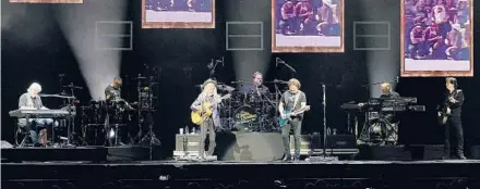  ?? JASON KEMPIN/GETTY ?? Michael McDonald, from left, Pat Simmons, Tom Johnston and John McFee of the Doobie Brothers perform Oct. 25 in Tennessee.