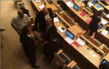  ??  ?? Les débats ont été houleux entre le président Renaud Muselier et son opposant Frédéric Boccaletti, à propos du changement de nom de la Région.