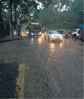  ??  ?? Martes 15 de mayo de 2018 Inundacion­es. Solo en lo que va del año, con apenas dos semanas desde que comenzó a llover, Protección Civil ya da cuenta de más de 1,500 inundacion­es.