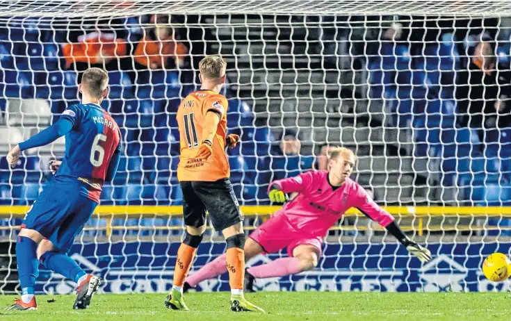  ?? Pictures: SNS Group. ?? Above: Billy King’s low 18-yard shot beats Inverness keeper Mark Ridgers for United’s equaliser; Tangerines striker Pavol Safranko holds off the challenge of Inverness defender Brad Mckay.