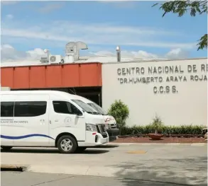  ?? JOHN DURAN ?? El Centro Nacional de Rehabilita­ción, localizado en la Uruca, recibe a pacientes que requieren terapias periódicas.