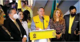  ?? ?? MENSAJE.
Jesús Zambrano, líder nacional del PRD, ayer, en conferenci­a de prensa.