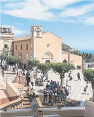  ?? SUSAN WRIGHT PHOTOS THE NEW YORK TIMES ?? The view from the Pensione Di Lustro in Forio, Italy.