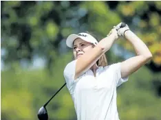  ?? PHOTOS BY BOB TYMCZYSZYN/POSTMEDIA NEWS ?? Payton Bennett tees off during qualifier action Wednesday at Twenty Valley Golf and Country club.