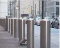  ?? TORONTO STAR FILE PHOTO ?? Bollards installed around the main floor of the BMO Tower in Toronto.