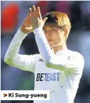  ??  ?? > Ki Sung-yueng