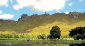  ?? SIMON WOOD ?? The lake at Craggy Range, with Te Mata Peak in the background, near Havelock North.