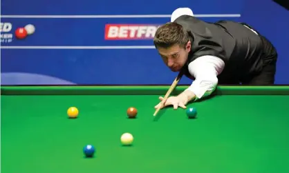  ??  ?? Mark Selby hardly gave Mark Williams a chance at the start of their quarter-final and led 6-2 overnight. Photograph: Getty Images