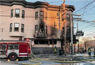  ?? San Francisco Firefighte­rs Local 798 ?? The Double Play Bar & Grill, the closest thing S.F. had to a shrine to baseball, burned down last weekend.