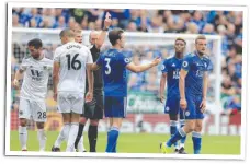  ?? Picture: AP ?? Leicester City’s Jamie Vardy (right) receives a red card during the game against Wolverhamp­ton.