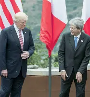  ??  ?? Donald Trump e il premier Paolo Gentiloni a Taormina