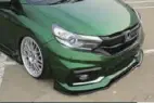  ??  ?? Wajah Brio diganti dengan Mobilio, mesti ganti headlamp, grille serta kap mesin