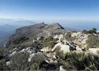  ?? ?? The long Montgó ridge - much of the walking is done either side of it