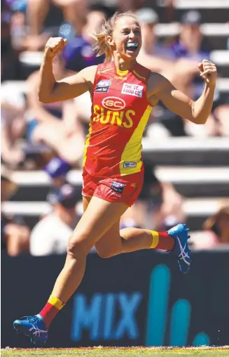  ??  ?? Leah Kaslar’s return will be invaluable to the Suns side. Picture: Getty Images