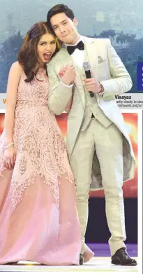 ??  ?? SMASH HIT – Alden Richards and Maine Mendoza of the phenomenal AlDub fame perform at Eat Bulaga’s ‘Sa Tamang Panahon’ Concert which drew a record crowd of over 55,000 at the Philippine Arena in Bulacan and continued to trend as of 3:45 p.m. yesterday...