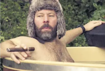  ?? PHOTO COURTOISIE NETFLIX ?? L’humoriste Bert Kreischer dans l’adaptation américaine des Pêcheurs, The Cabin.