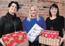  ?? MELINDA CHEEVERS METROLAND ?? The Shoebox Project for Women campaign co-chairs, from left, are Joy MaGarrey, Debbie Swartz and Jenny Swartz.