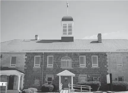  ?? YVAN PAGÈ ?? L’Orignal Jail. The neo-classical building was the oldest operating jail in Ontario before closing in 1998.