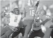  ?? MICHAEL CHANG/GETTY ?? Shawn Oakman (2) looks to block a pass by Jeff Driskel during the 2016 Senior Bowl.