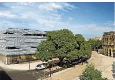  ?? FOTO: M. FASOL/CULTURESPA­CES ?? Das nagelneue Musée de la Romanité in Nîmes bildet auf über 3500 Quadratmet­ern die Römerzeit im antiken Nemausus ab.