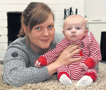  ?? Picture: Kenny Elrick. ?? Morven Davidson with baby James.