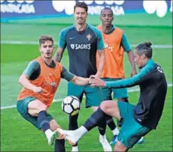  ??  ?? INTENSIDAD. Portugal ya prepara el Mundial, aunque sin Cristiano.