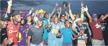  ?? PHOTO: SUPPLIED ?? Makakanka Rekaofela FC celebrate victory after being crowned champions.