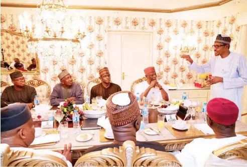  ?? Photo: State House ?? President Muhammadu Buhari addresses chieftains of the All Progressiv­es Party, during a dinner at the State House in Abuja on Thursday