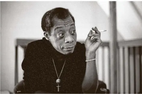  ?? FOTO: IMAGO ?? Schriftste­ller James Baldwin auf einem Foto aus dem Jahr 1972.