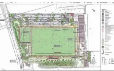  ?? FOTO: STADT KAMP-LINTFORT ?? Das ist der Bauplan für den zweiten Kunstrasen. Ganz links ist das Kleinspiel­feld zu erkennen, oberhalb des neuen Spielfelde­s die neue Führung des Parkplatze­s, rechts das aktuelle Klubhaus.