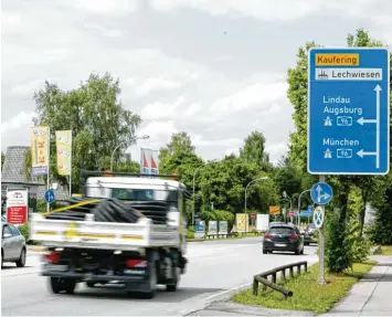  ?? Foto: Julian Leitenstor­fer ?? Hohe Zufriedenh­eit herrscht bei den Landkreisu­nternehmen laut IHK Umfrage mit der Anbindung vor allem an das Fernstraße­n netz.
