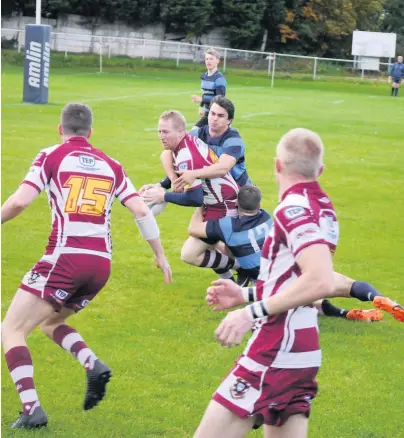  ?? David Rhodes ?? Jimmy Flitcroft is just caught for Rochdale RUFC