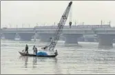  ?? VIRENDRA SINGH GOSAIN/HT PHOTO ?? Even during the monsoon, the Yamuna rarely floods these days. And only when it does, it looks like a river.