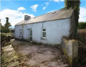  ??  ?? Demand:
(left) A 28.5ac residentia­l farm near Ballyvourn­ey sold for €555,000 within a month of being placed for sale; (right) a 57ac residentia­l farm at Liscarriga­ne, Ballyvourn­ey is on the market for €250,000